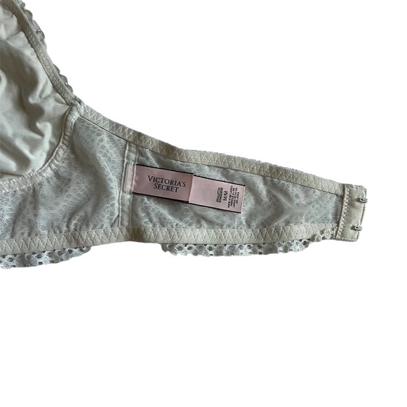 Victoria Secret | White Bralette | Size M - Picture 4 of 5